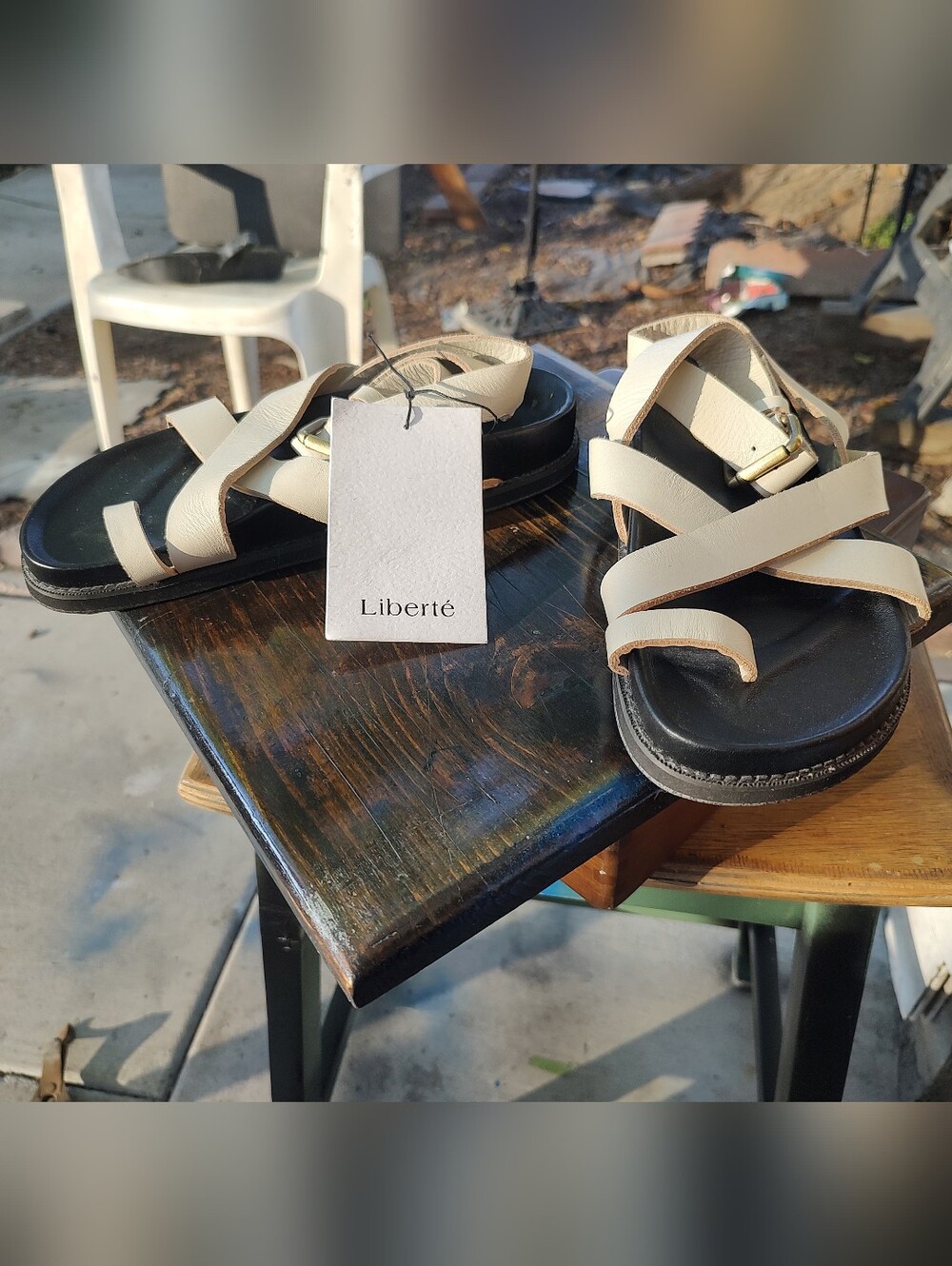Women's Ivory Strappy Leather Bronte Sandals - Sz6.5